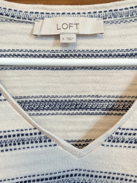 LOFT Cream and Navy Striped V-Neck 100% Cotton Flutter Sleeve Mini Dress - Small - Picture 4 of 6